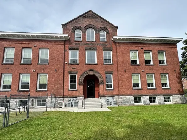21 Williams St #2C, North Adams, MA 01247