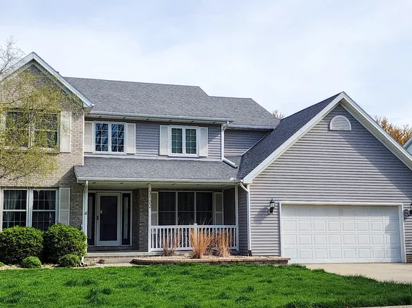 3102 Eagle Crest Rd, Bloomington, IL 61704