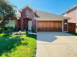1605 Castle Creek Dr, Little Elm, TX 75068