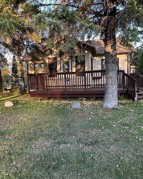 1st image of 107 4th Ave