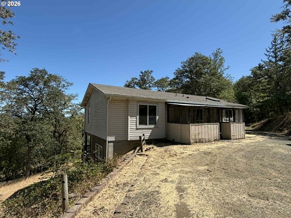 1st image of 338 Topaz Ln