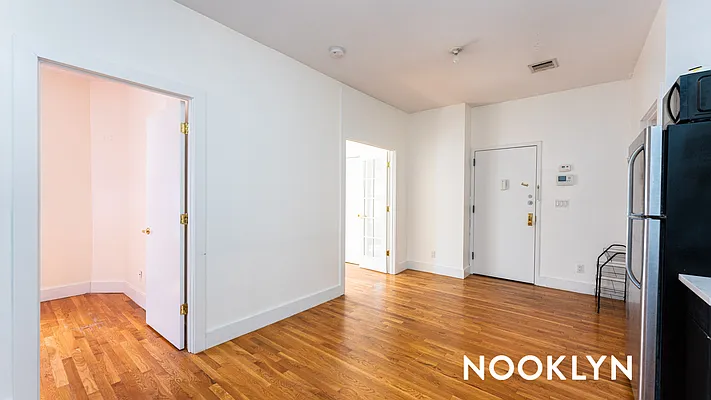 Rented by Nooklyn NYC LLC | media 3