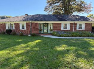 206 Altizer St, Richlands, VA 24641