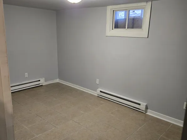 148 S Washington Ave APT 3, Bradley, IL 60915