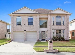 3332 Jason Ln, Gretna, LA 70056