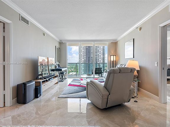 5th image of 350 Las Olas #2