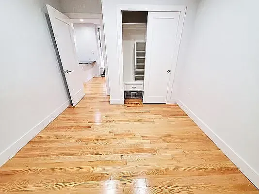 24-20 41st St #2N — Photo 8