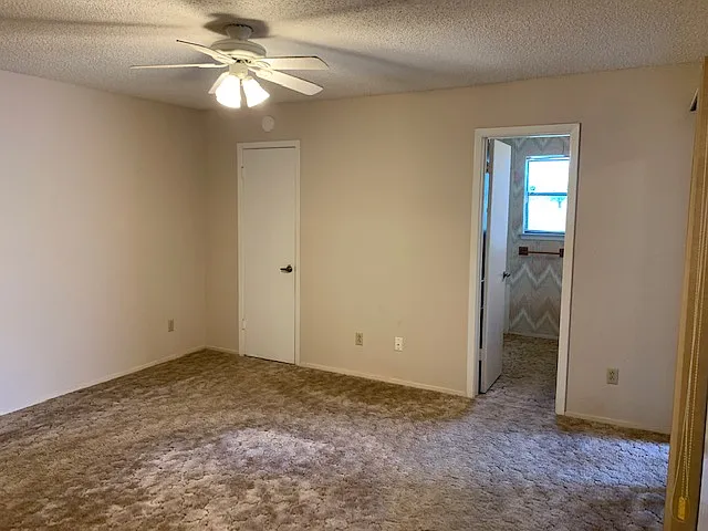 4074 Russell Ave — Photo 16