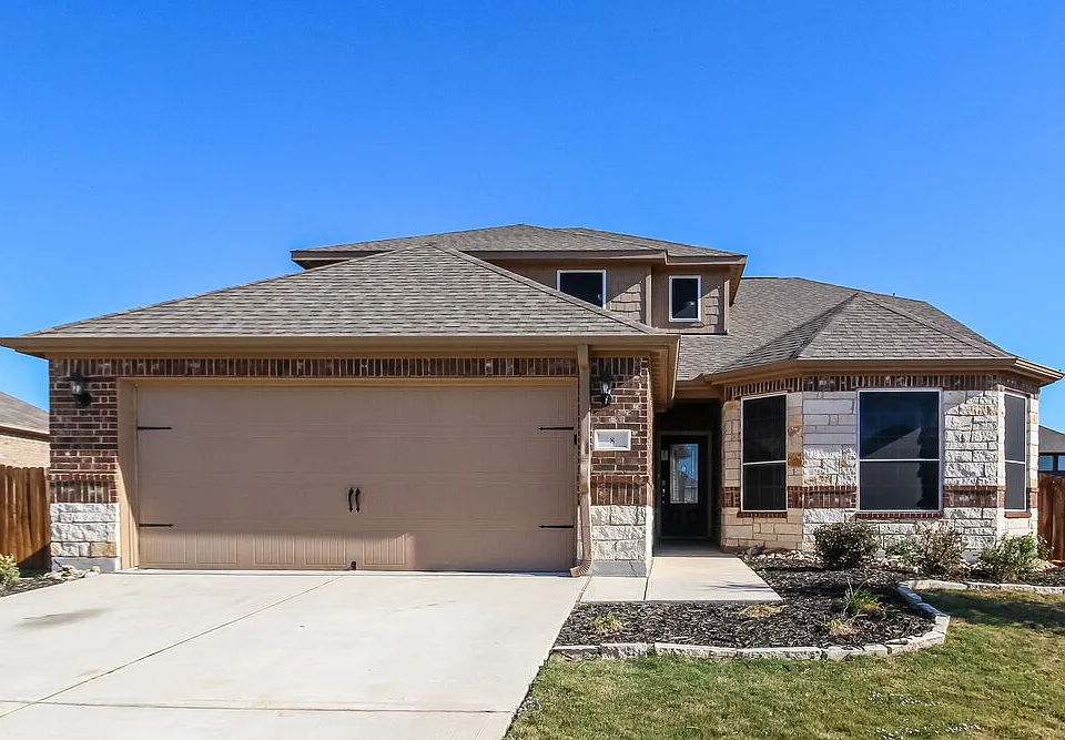 8 Heron Dr