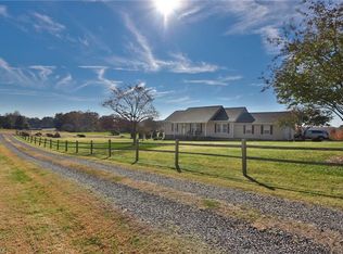 1018 Tater Ln, East Bend, NC 27018