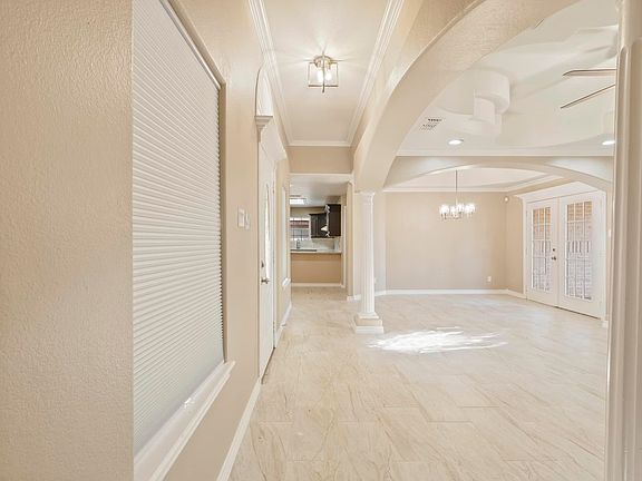 5th image of 1610 Woodstone Ct