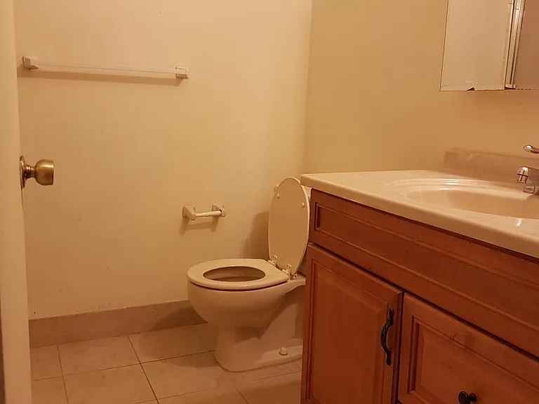 1409 Green Hollow Dr #1409 — Photo 2