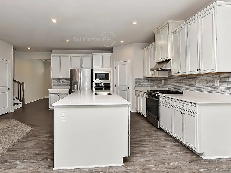 1868 Scarbrough Cir — Photo 17