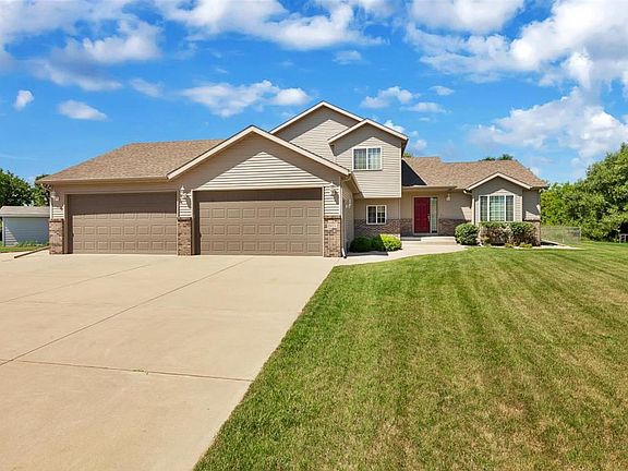 2nd image of 1905 Eastern Star Cir