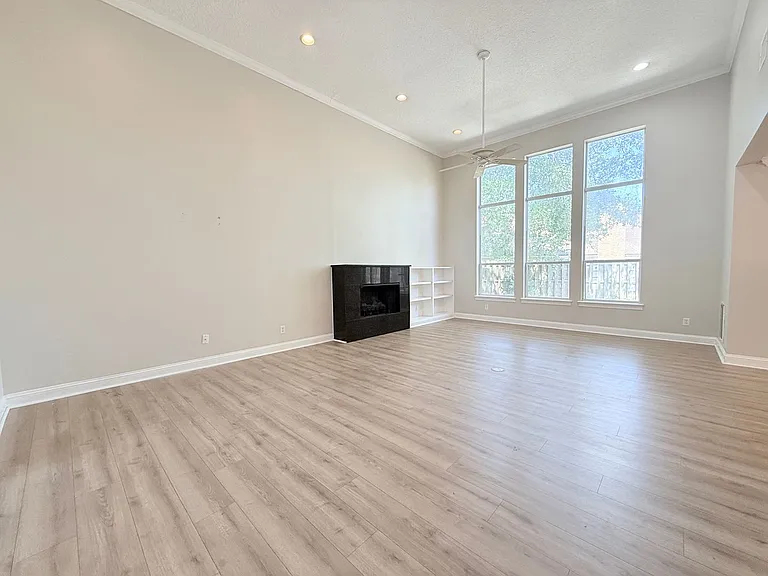 5511 La Moya Ave — Photo 6