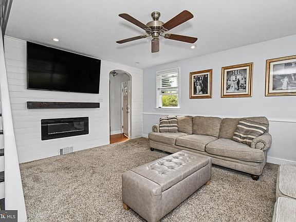 5th image of 3854 Kirkwood Rd