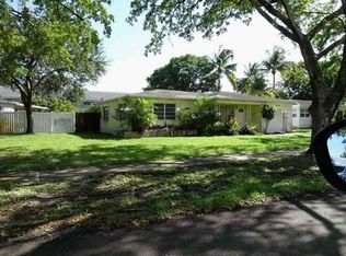 5806 Madison St, Hollywood, FL 33023