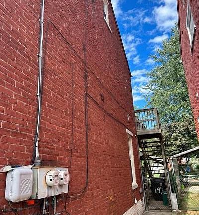 4th image of 147 N 7th St