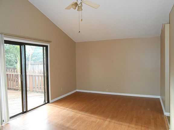 3rd image of 7062 Villa Estelle Dr