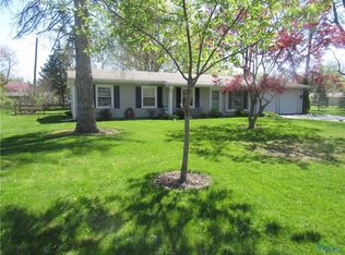6002 Gregory Dr, Sylvania, OH 43560