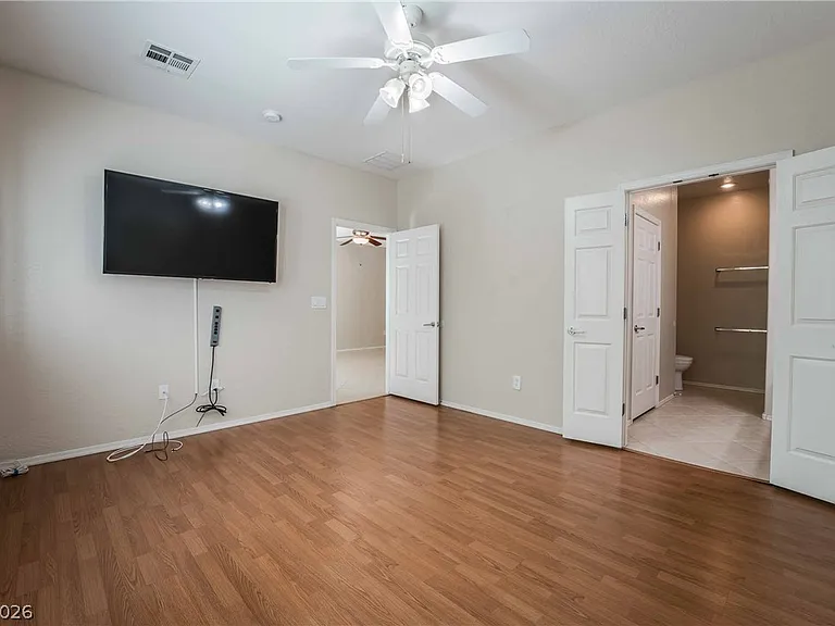 2563 Evening Twilight Ave — Photo 11