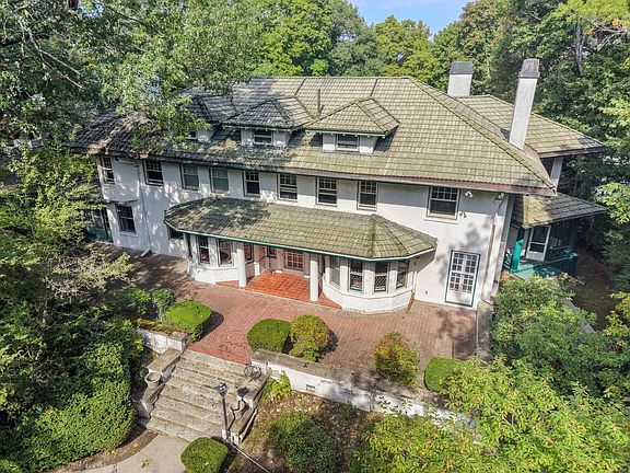 2nd image of 41 Montvale Rd