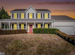 6009 Waterman Dr, Fredericksburg, VA 22407