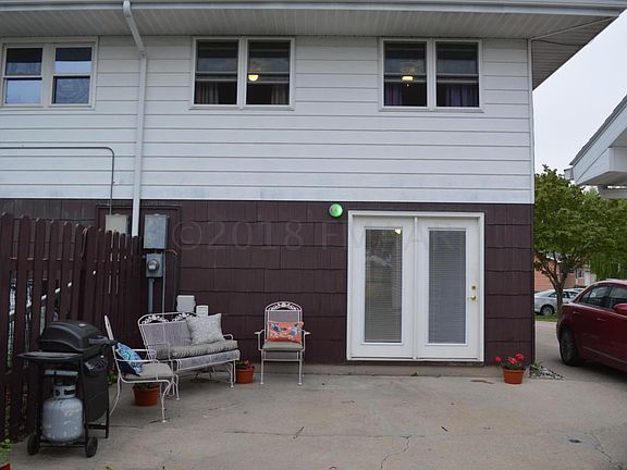 1216 20th ST N Moorhead 050