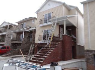 200 Avenue A, Bayonne, NJ 07002