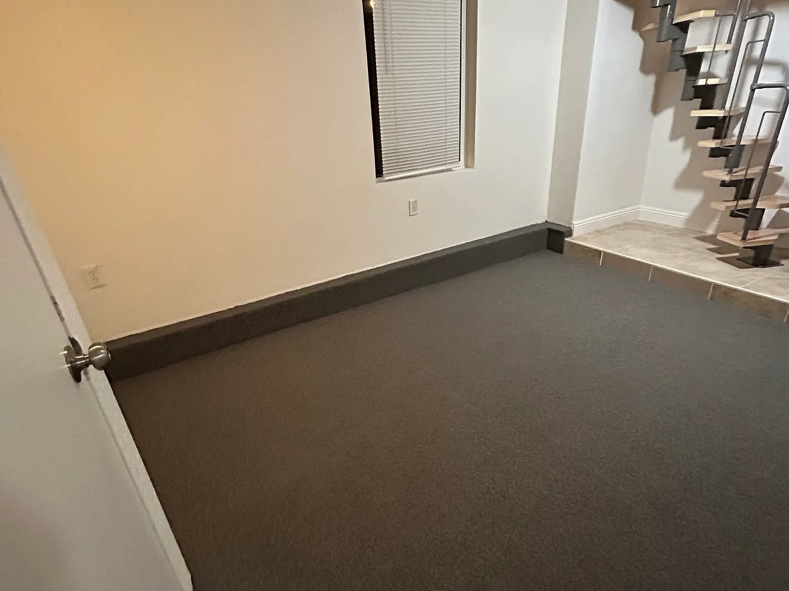 2 bed, 1000 sqft, $1,845 — Photo 4