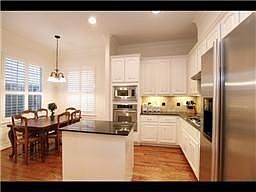5th image of 1306 Shady Villa Pne