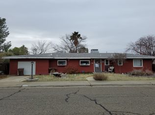 208 E Santa Clara St, Avenal, CA 93204