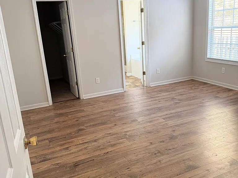 128 Shadowbrooke Cir — Photo 16