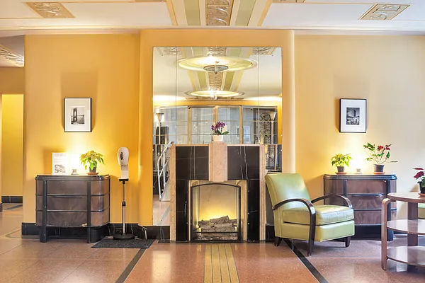 Sold by Corcoran | media 15