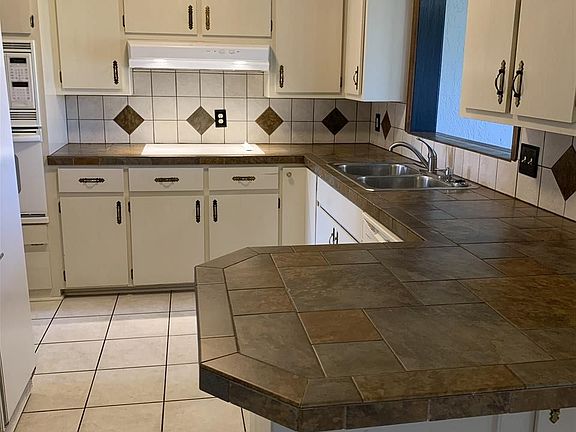 4th image of 7705 SW Crystal Hills Pl