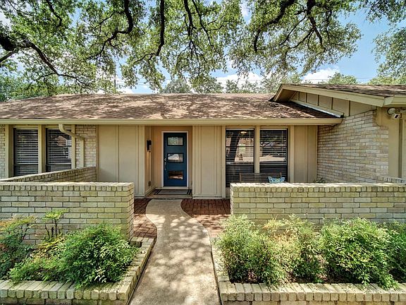 3rd image of 4411 Bilboa Dr