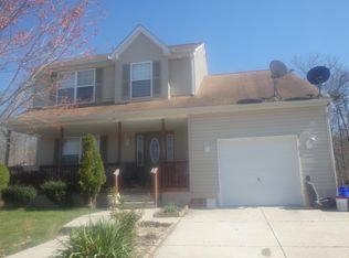 28 Clubhouse Ln, Mays Landing, NJ 08330