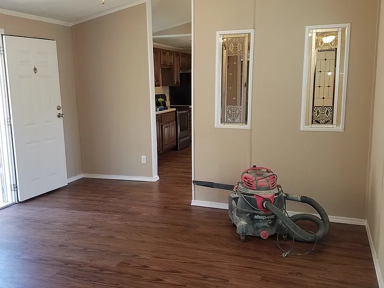 133 Wheeler Cir #6 — Photo 6