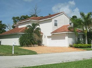 22472 Overture Cir, Boca Raton, FL 33428