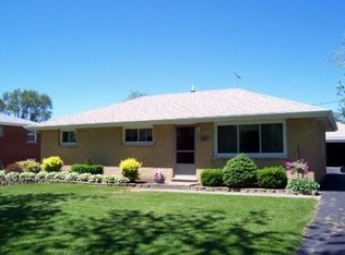 631 Pasadena Ave, Beecher, IL 60401