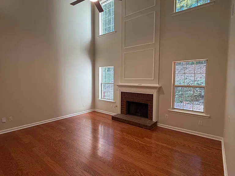 1936 Oakwood Grove Dr — Photo 11
