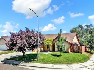 519 Fairview Ave, Corning, CA 96021