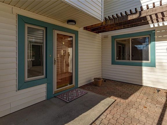 4th image of 5724 Glen Ct