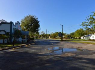 93 S Hall St, Labelle, FL 33935