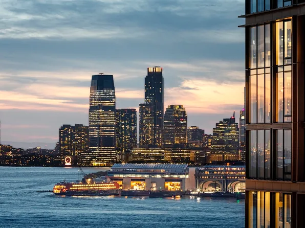 15 Bridge Park Dr image 16 of 30