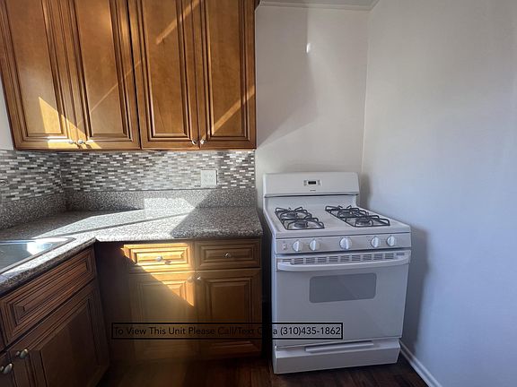 5th image of 1537 N Laurel Ave #102