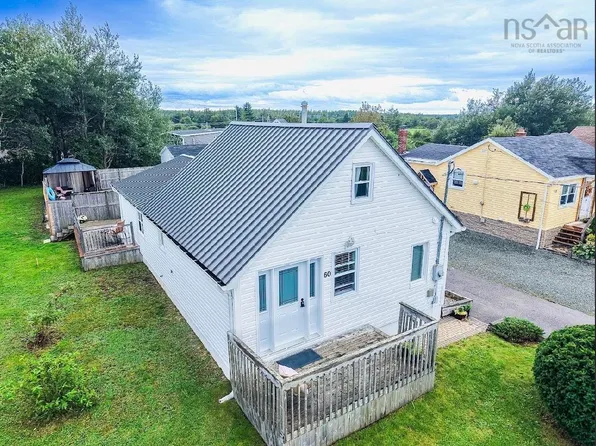 60 Daley Rd, New Victoria, NS B1H 4Z4