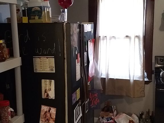 4th image of 296 Bird Ave