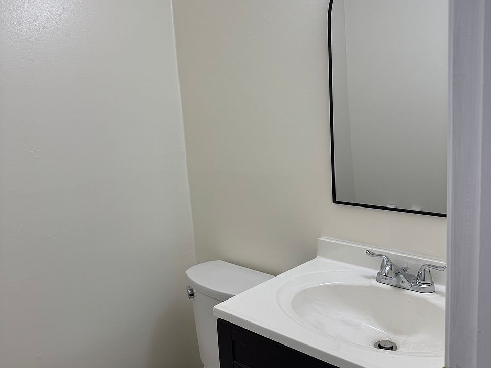 1/2 bath