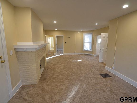 2nd image of 230 S 26th St